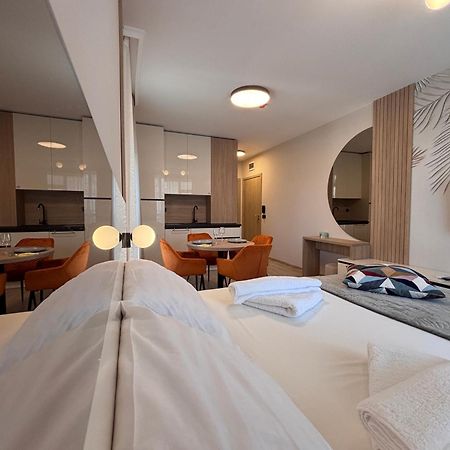 Sorrento - Menada Apartments Sveti Vlas Εξωτερικό φωτογραφία