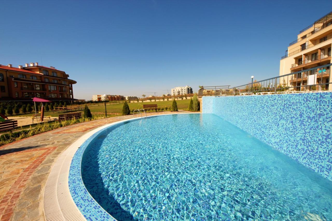 Sorrento - Menada Apartments Sveti Vlas Εξωτερικό φωτογραφία