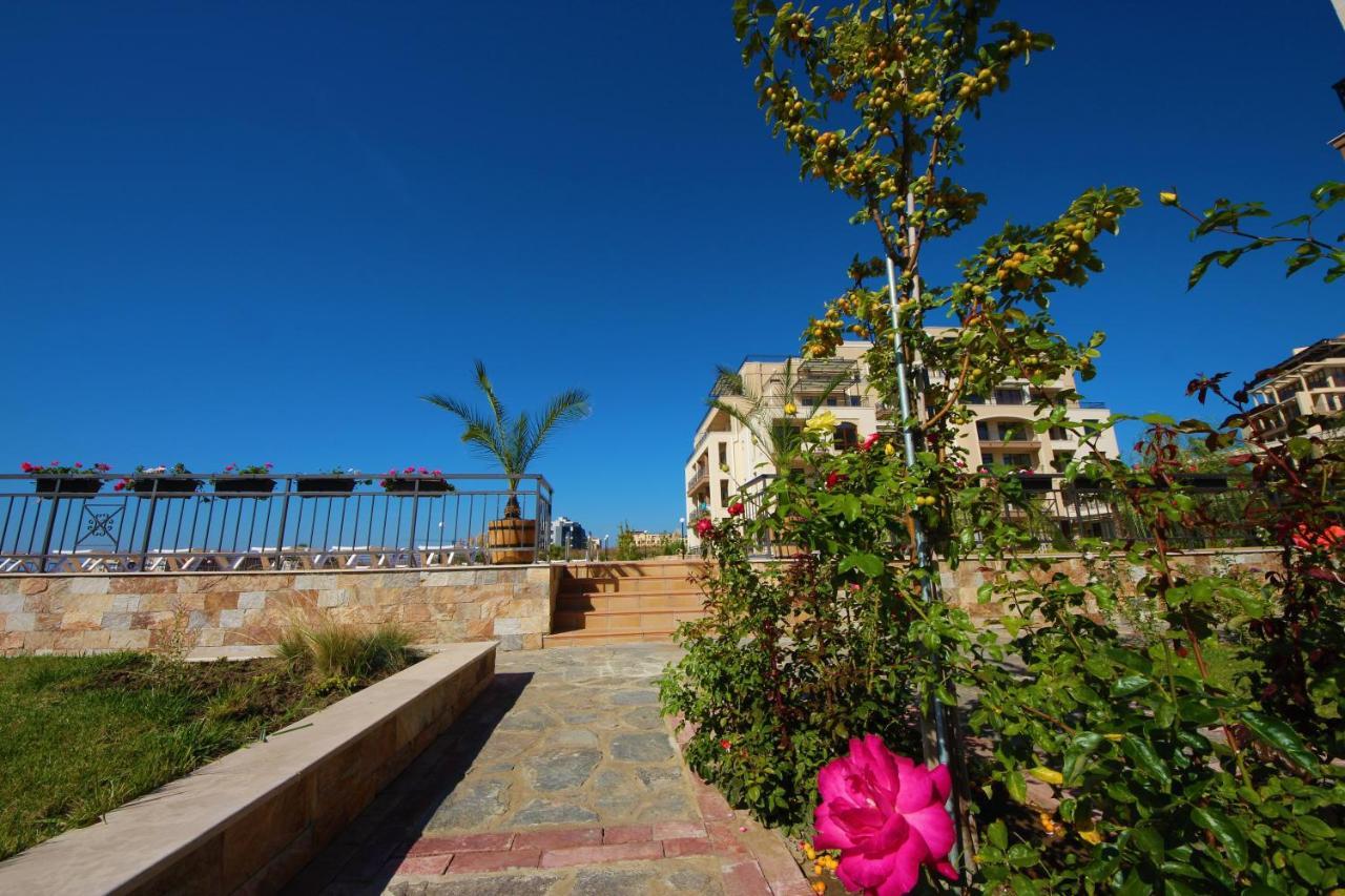 Sorrento - Menada Apartments Sveti Vlas Εξωτερικό φωτογραφία