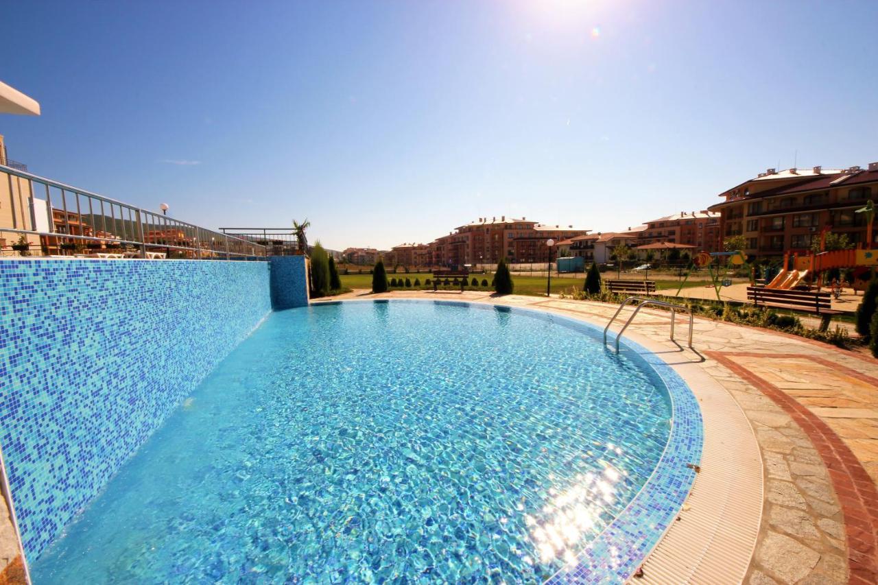 Sorrento - Menada Apartments Sveti Vlas Εξωτερικό φωτογραφία