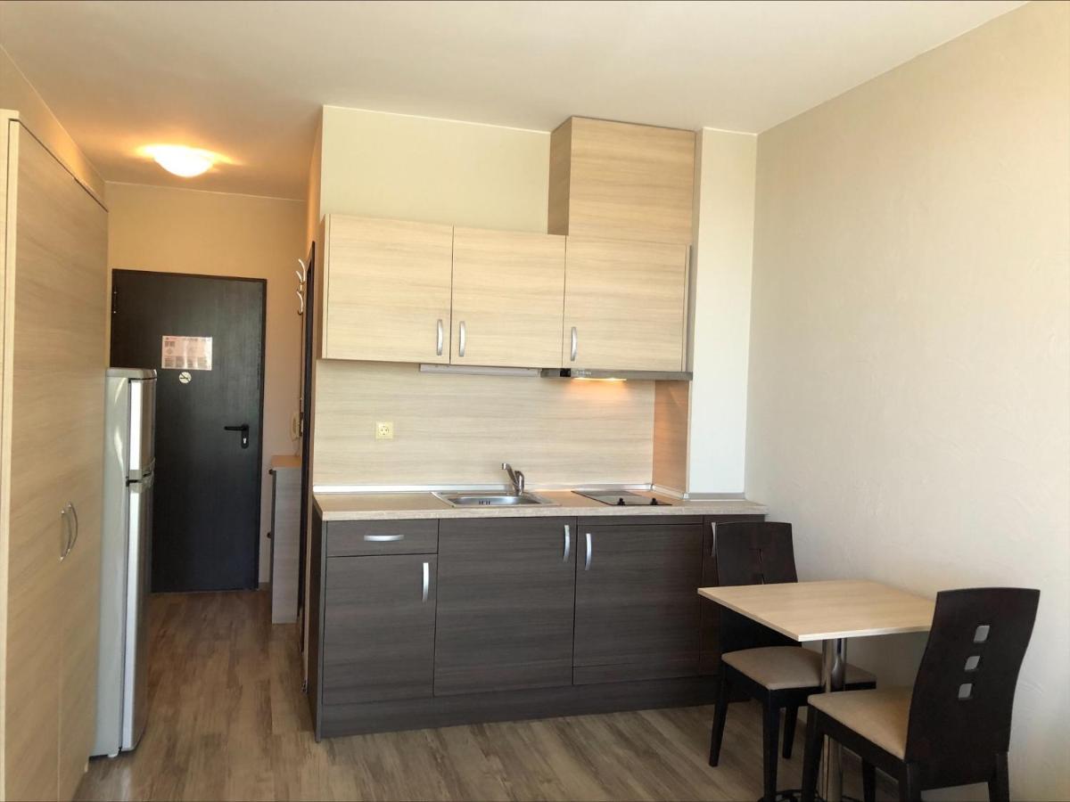 Sorrento - Menada Apartments Sveti Vlas Εξωτερικό φωτογραφία