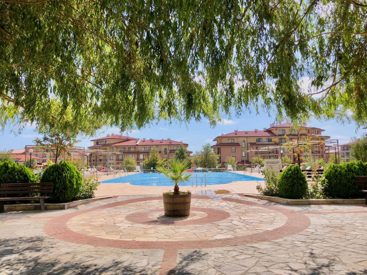 Sorrento - Menada Apartments Sveti Vlas Εξωτερικό φωτογραφία