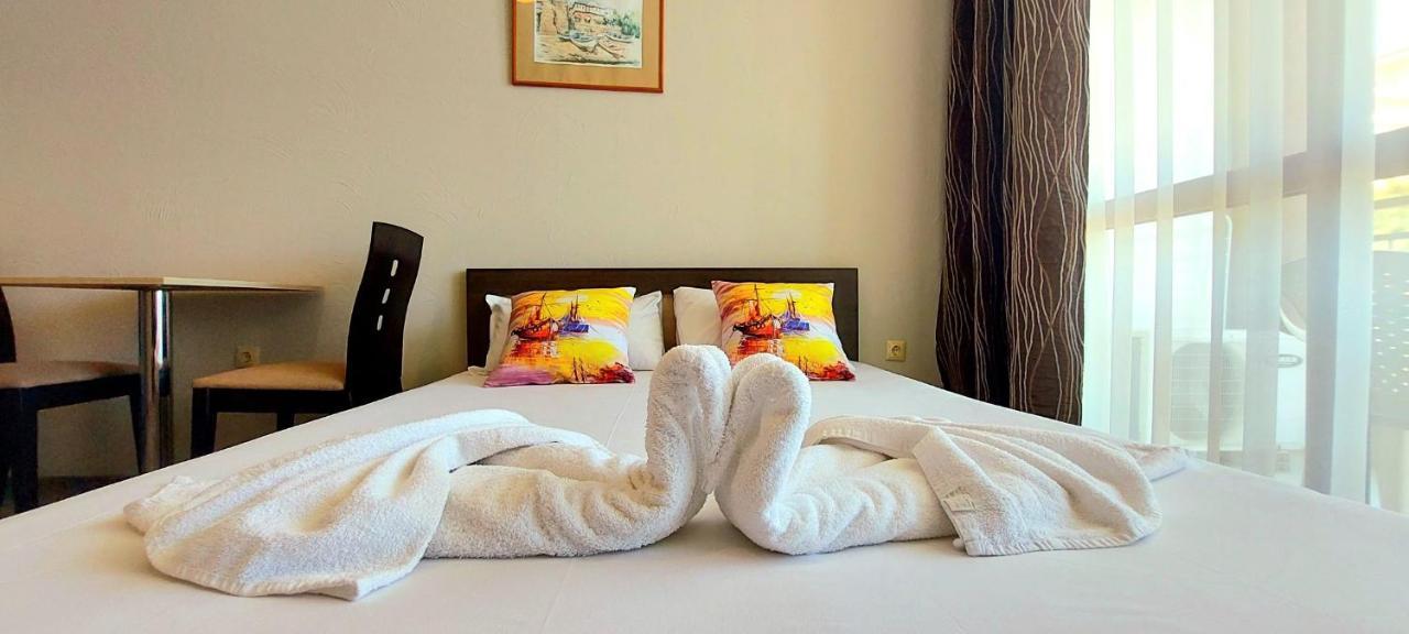 Sorrento - Menada Apartments Sveti Vlas Εξωτερικό φωτογραφία